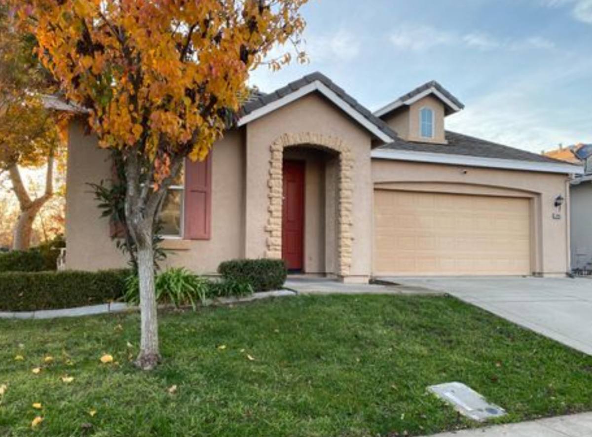 House for rent at 5901 Caddington Way, Sacramento, CA 95835