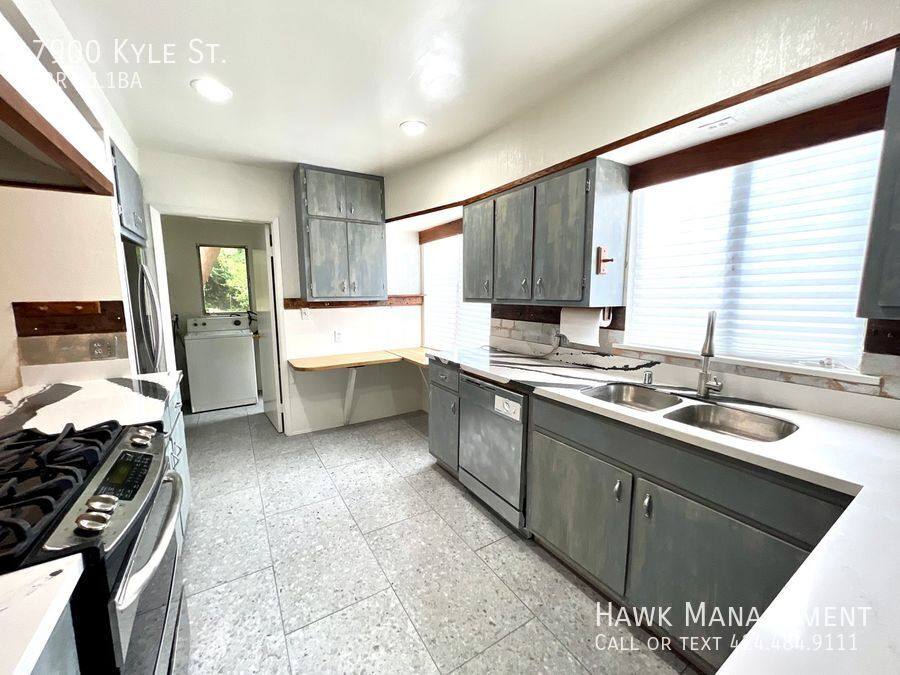 House for rent at 7900 Kyle St, Sunland, CA 91040