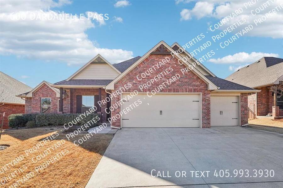 House for rent at 600 Dardanelle Pass, Edmond, OK 73025
