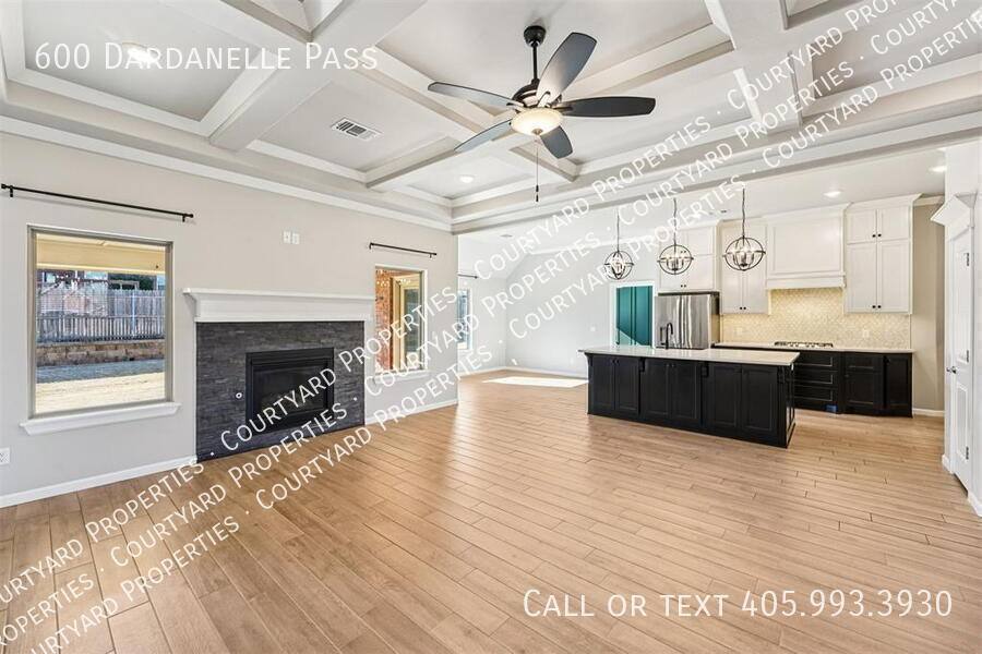 House for rent at 600 Dardanelle Pass, Edmond, OK 73025