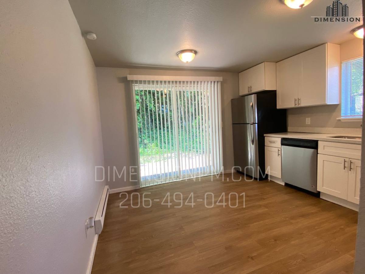 Townhouse for rent at 6712 To 6714 111th St Court E, Puyallup, WA 98373