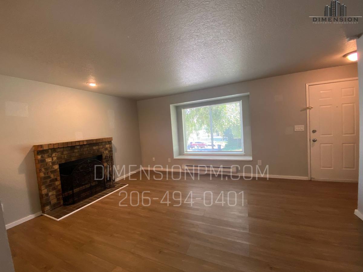 Townhouse for rent at 6712 To 6714 111th St Court E, Puyallup, WA 98373