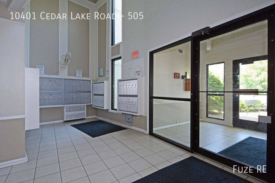 Apartment for rent at 10401 Cedar Lake Rd #505, Hopkins, MN 55305