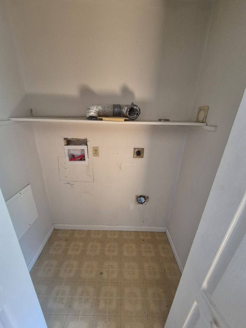 Apartment for rent at 105 Williams St, Butler, KY 41006