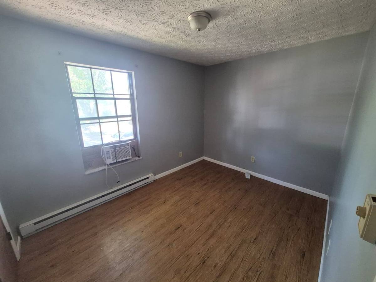 Apartment for rent at 105 Williams St, Butler, KY 41006