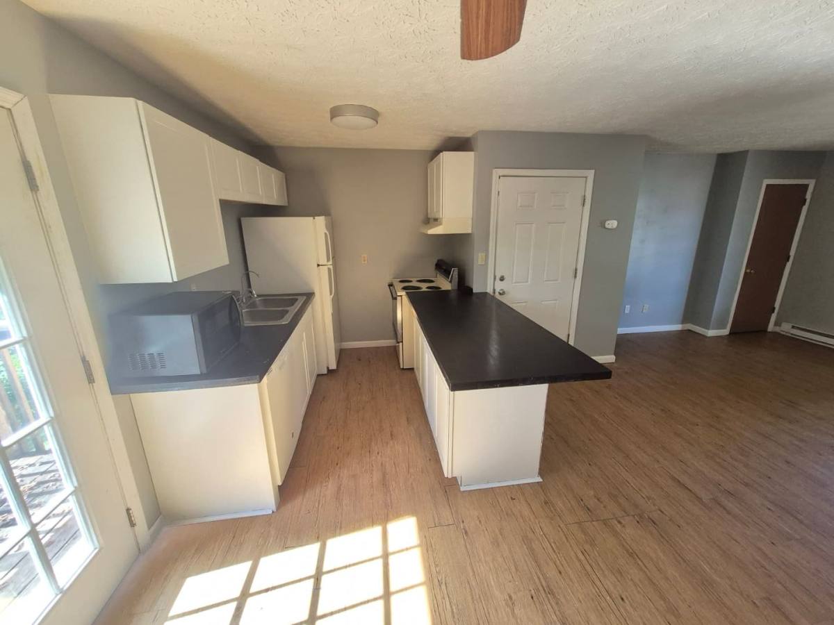 Apartment for rent at 105 Williams St, Butler, KY 41006