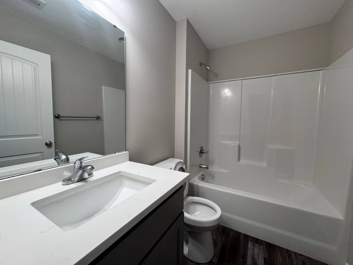 Apartment for rent at 120-126 Stone Court, Saint Robert, MO 65584
