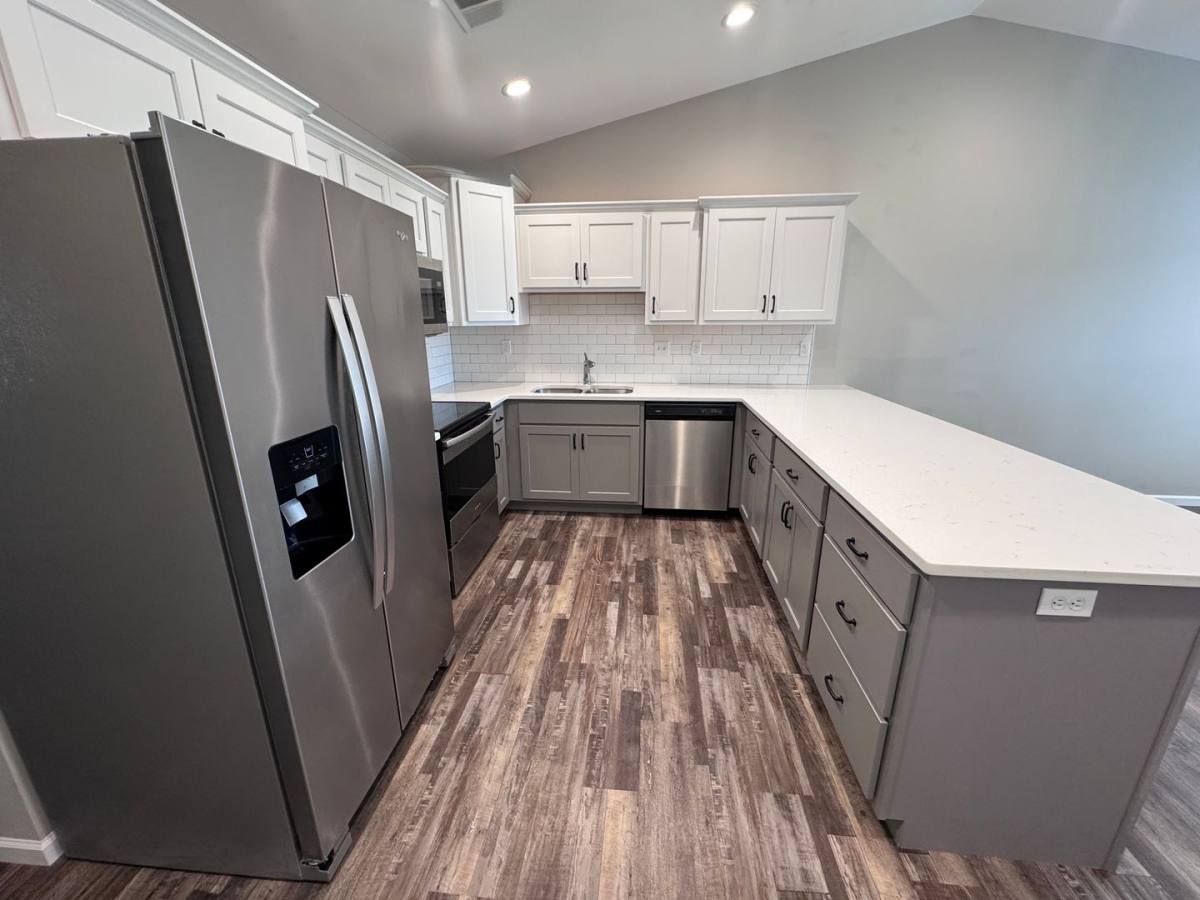 Apartment for rent at 120-126 Stone Court, Saint Robert, MO 65584