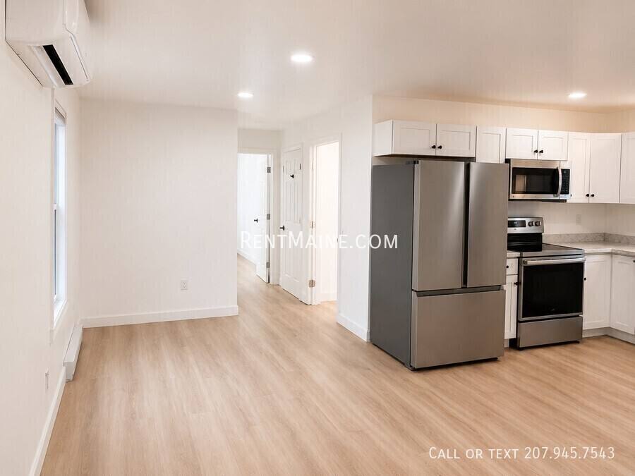 Apartment for rent at 11 Center St Ave #1, Bangor, ME 04401
