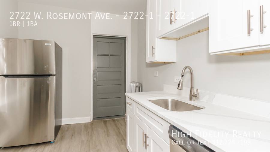 Apartment for rent at 2722 W Rosemont Ave #1, Chicago, IL 60659