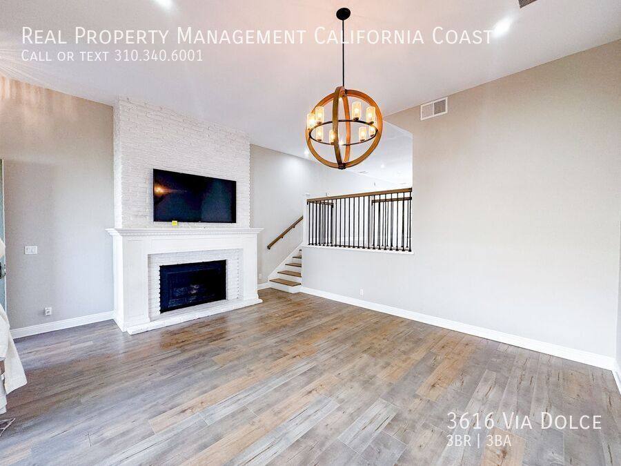 Townhouse for rent at 3616 Via Dolce, Marina Del Rey, CA 90292