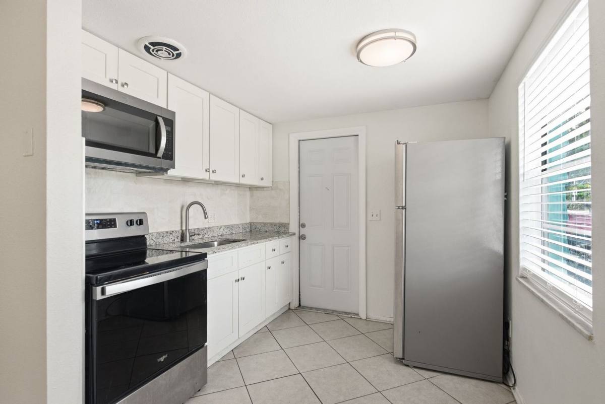 House for rent at 417 Milwaukee Ave, Dunedin, FL 34698