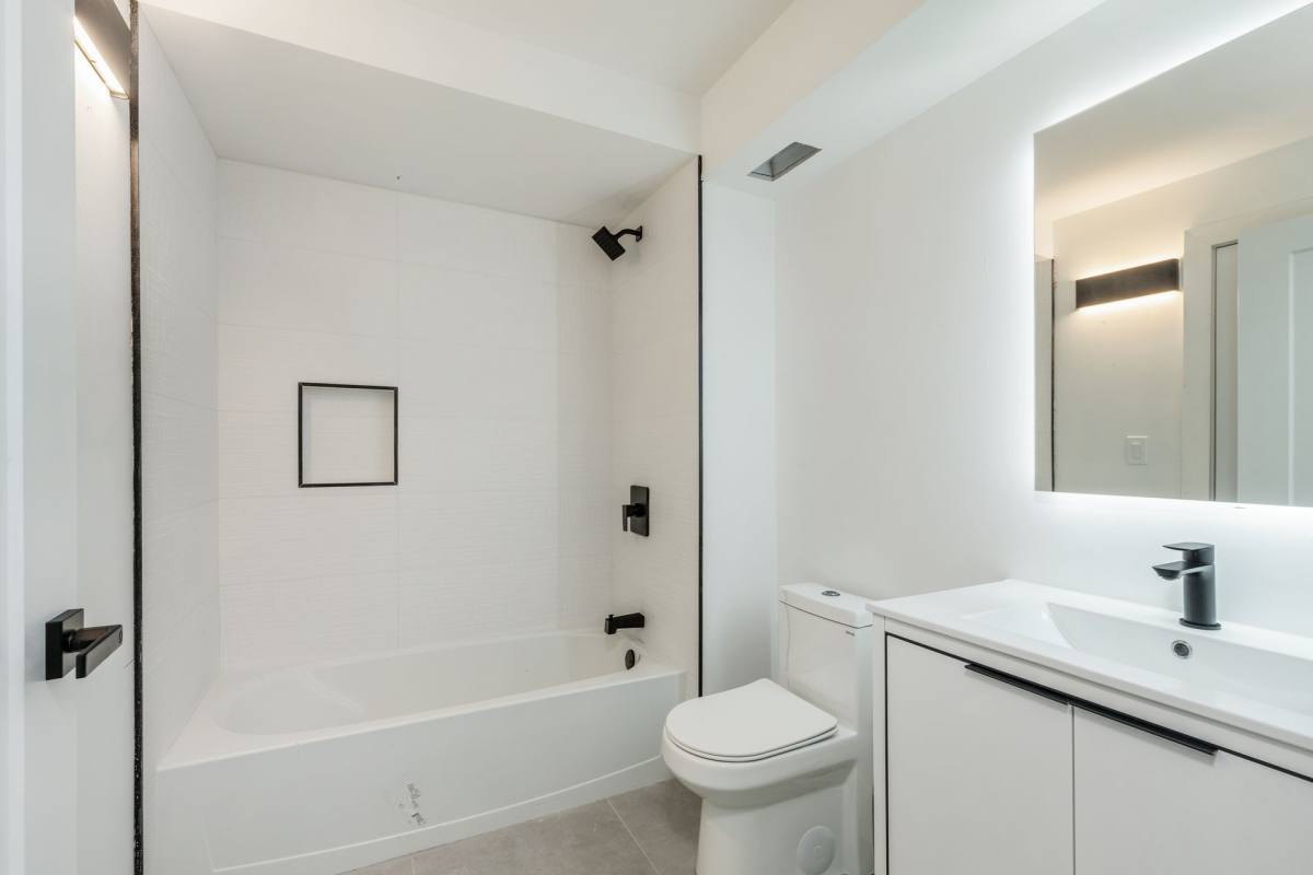 Apartment for rent at 734 S 17th St, Philadelphia, PA 19146