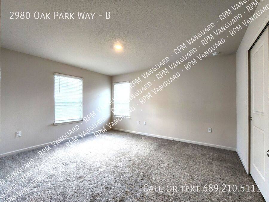 Townhouse for rent at 2980 Oak Park Way #B, Orlando, FL 32822