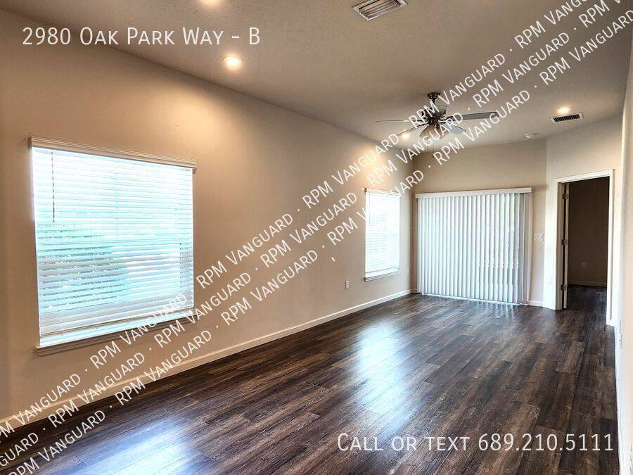 Townhouse for rent at 2980 Oak Park Way #B, Orlando, FL 32822