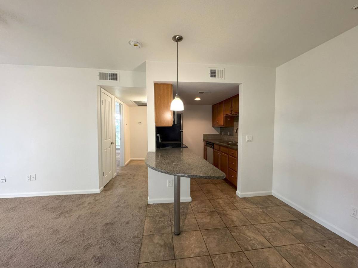 200 E Southern Ave, Tempe, AZ 85282 - Condo for Rent - Image 5