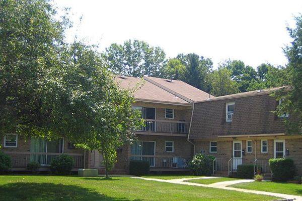 Apartment for rent at 5 Bloomingdale Dr, Hillsborough, NJ 08844