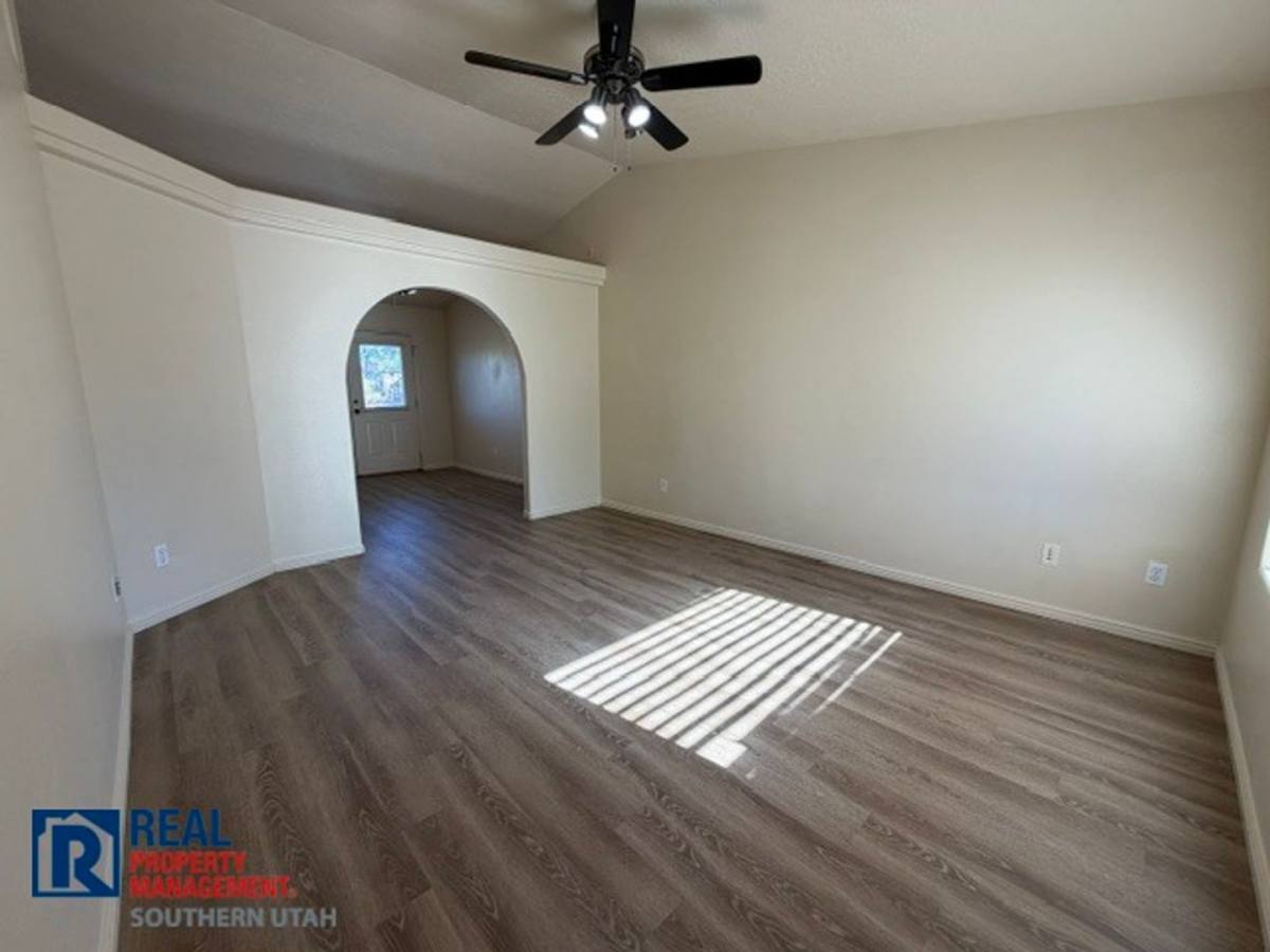 House for rent at 180 S 100 W, Ivins, UT 84738