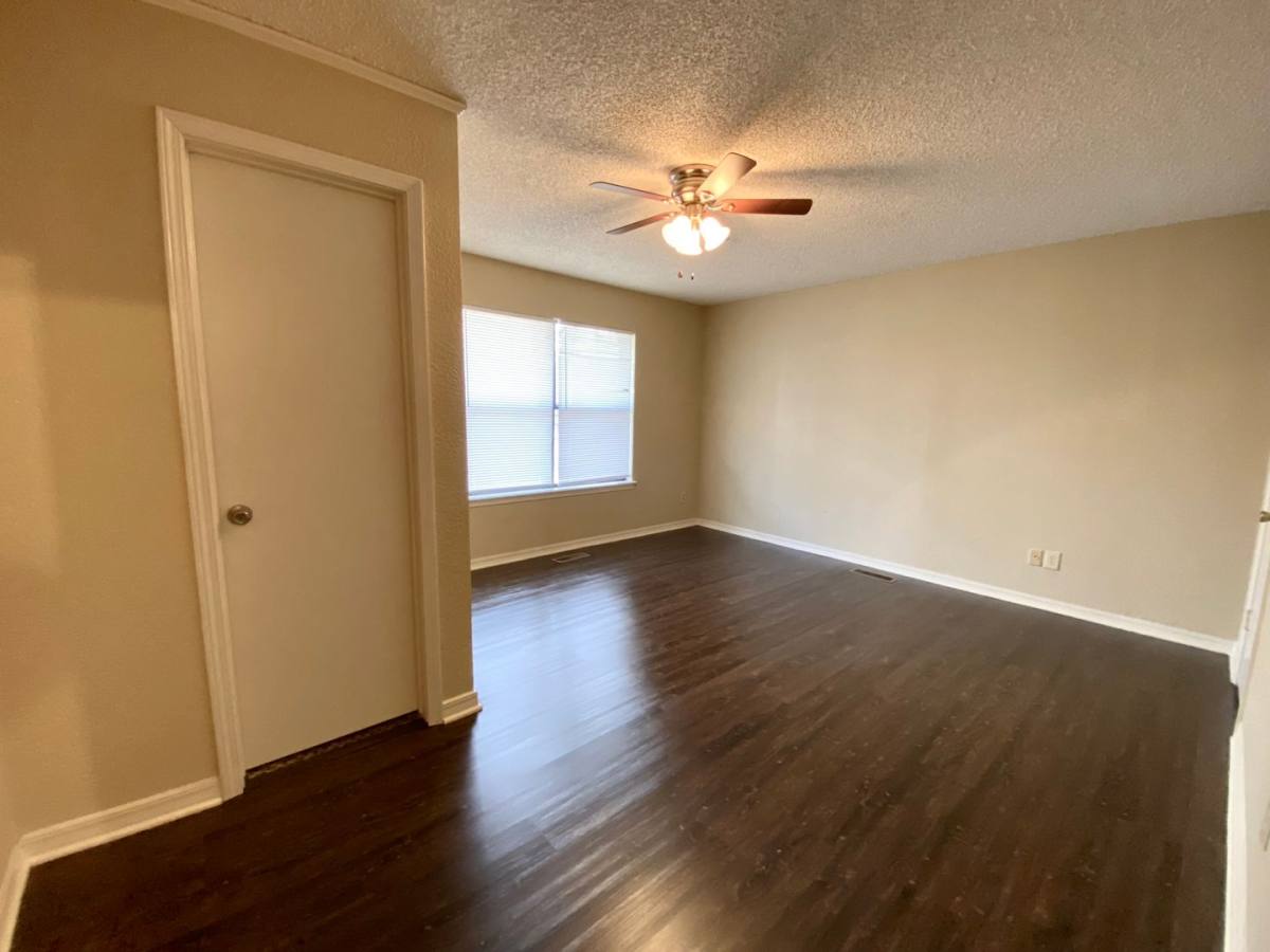 House for rent at 127 W M St, Jenks, OK 74037