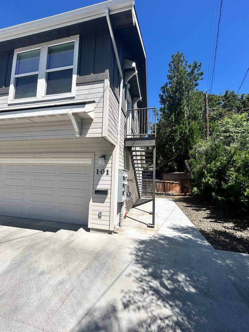 Apartment for rent at 2106 S Vista Ave, Boise, ID 83705