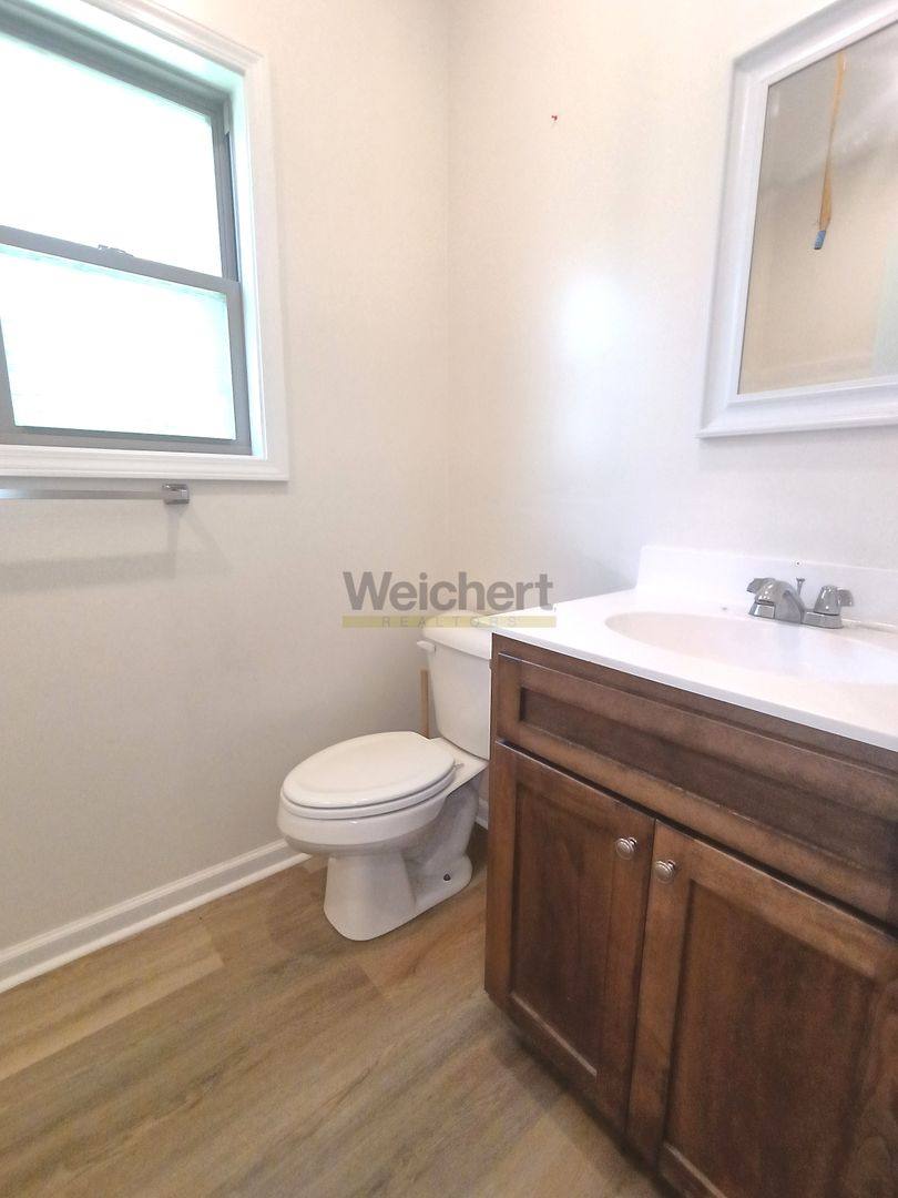 Apartment for rent at 824 N 4th St, Paragould, AR 72450