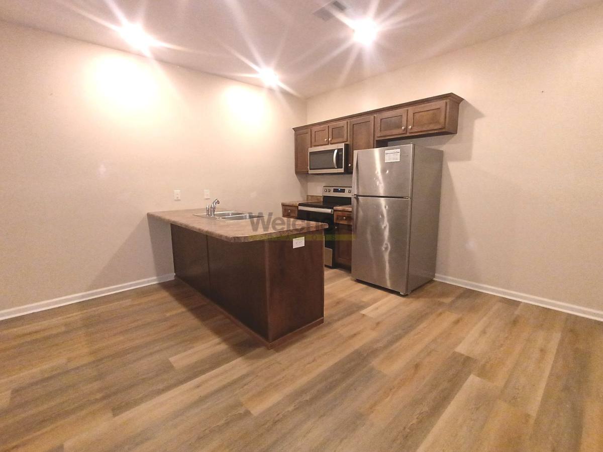 Apartment for rent at 824 N 4th St, Paragould, AR 72450
