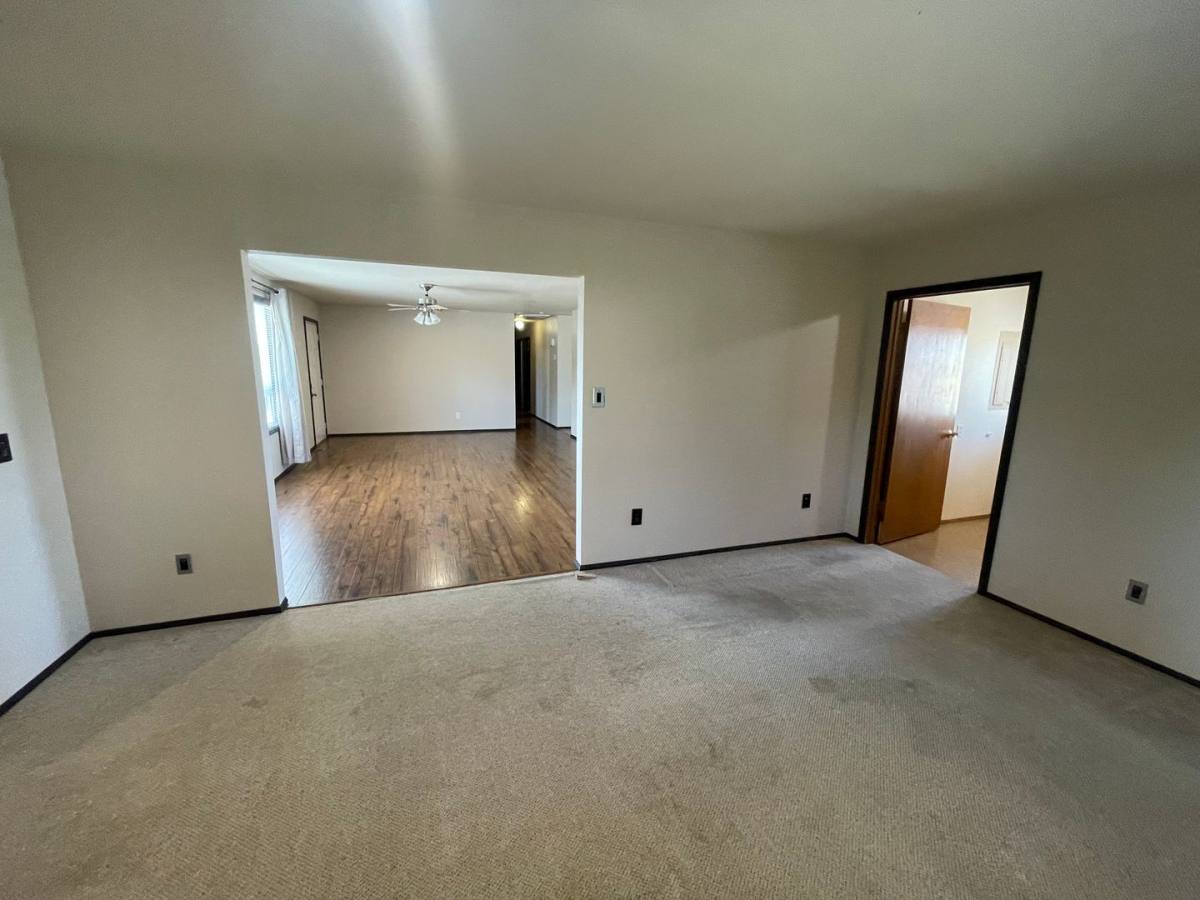 House for rent at 210 W Nelson Rd, Moses Lake, WA 98837