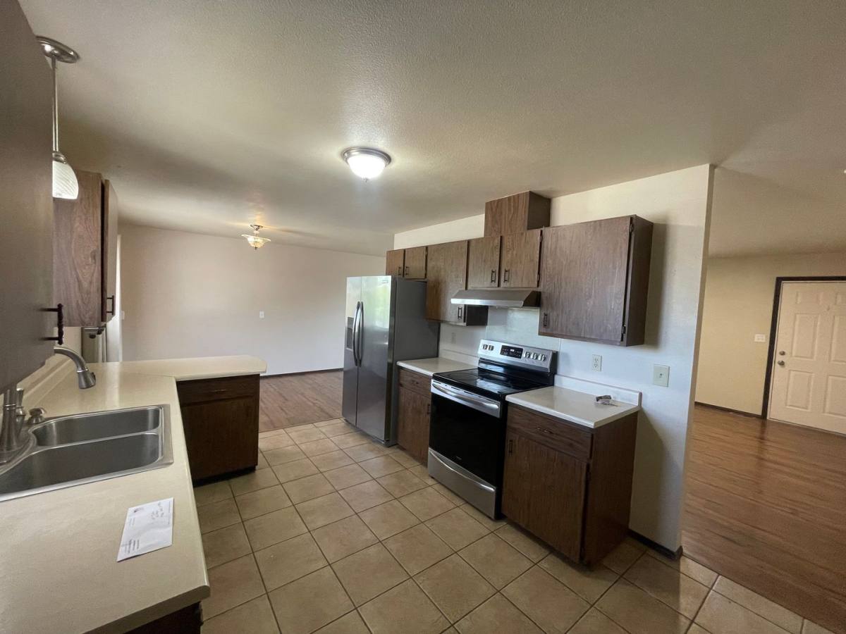 House for rent at 210 W Nelson Rd, Moses Lake, WA 98837