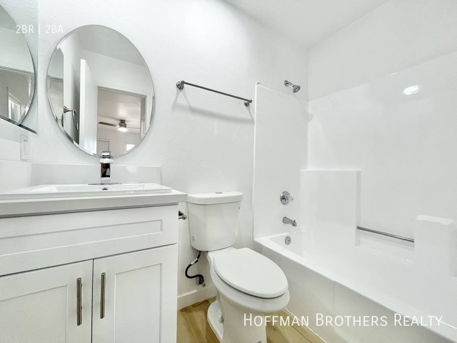 Apartment for rent at 14011 Budlong Ave #204, Gardena, CA 90247
