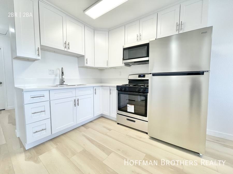 Apartment for rent at 14011 Budlong Ave #204, Gardena, CA 90247