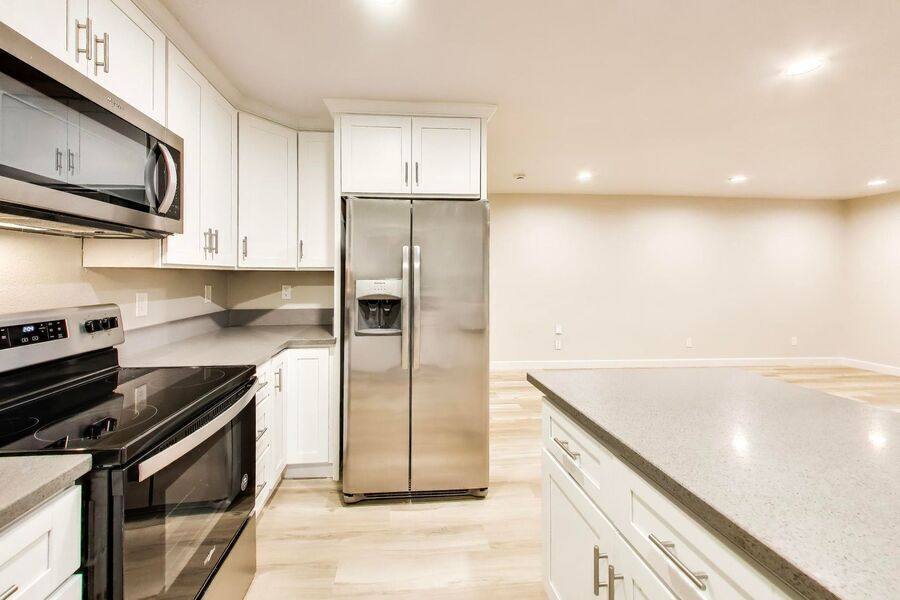 Apartment for rent at 25 Devonshire Blvd #1, San Carlos, CA 94070