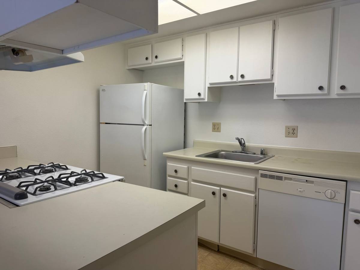 Apartment for rent at 6172 Peoria Dr, Citrus Heights, CA 95621
