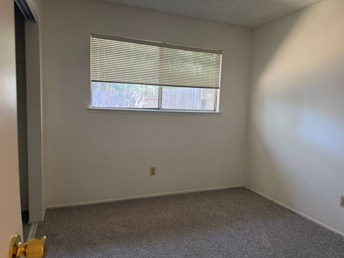 Apartment for rent at 6172 Peoria Dr, Citrus Heights, CA 95621