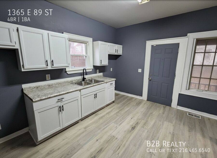 House for rent at 1365 E 89 St, Cleveland, OH 44106
