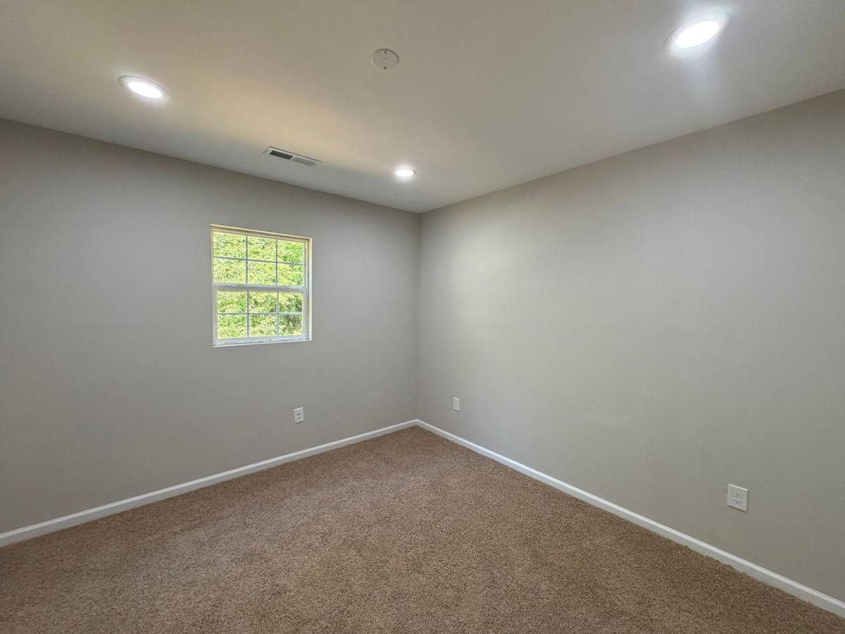 House for rent at 1204 Iva Ave, Gastonia, NC 28052