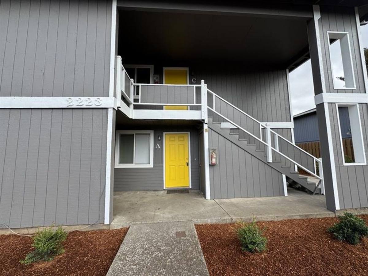 Apartment for rent at 2223 Hawthorne St, Forest Grove, OR 97116