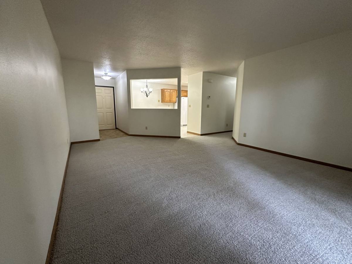 Townhouse for rent at 1765 34th St SW, Fargo, ND 58103