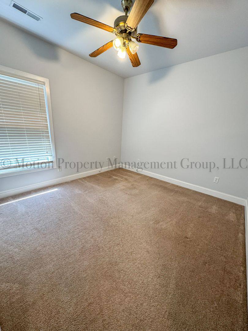 Apartment for rent at 6920 Northside Dr, Chattanooga, TN 37421