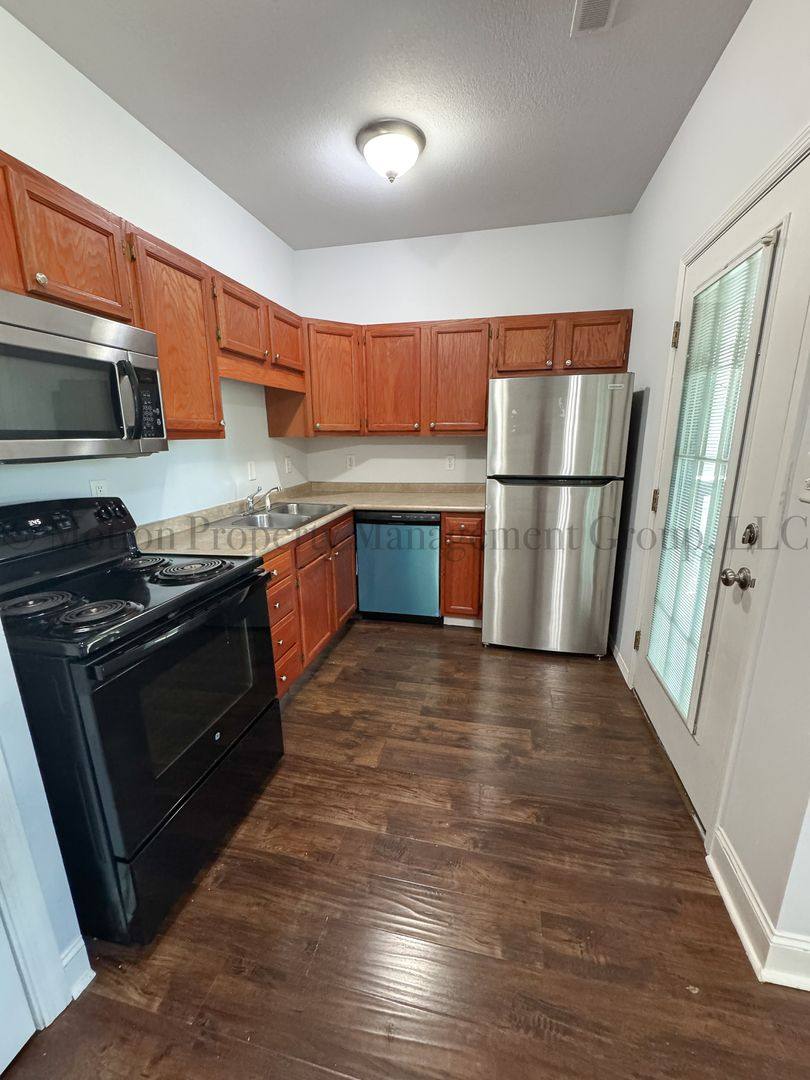 Apartment for rent at 6920 Northside Dr, Chattanooga, TN 37421