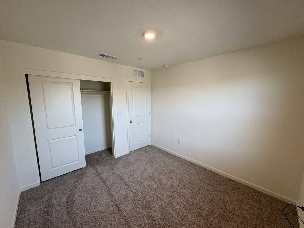 House for rent at 1900 Oaks Fall Court, Tulare, CA 93274