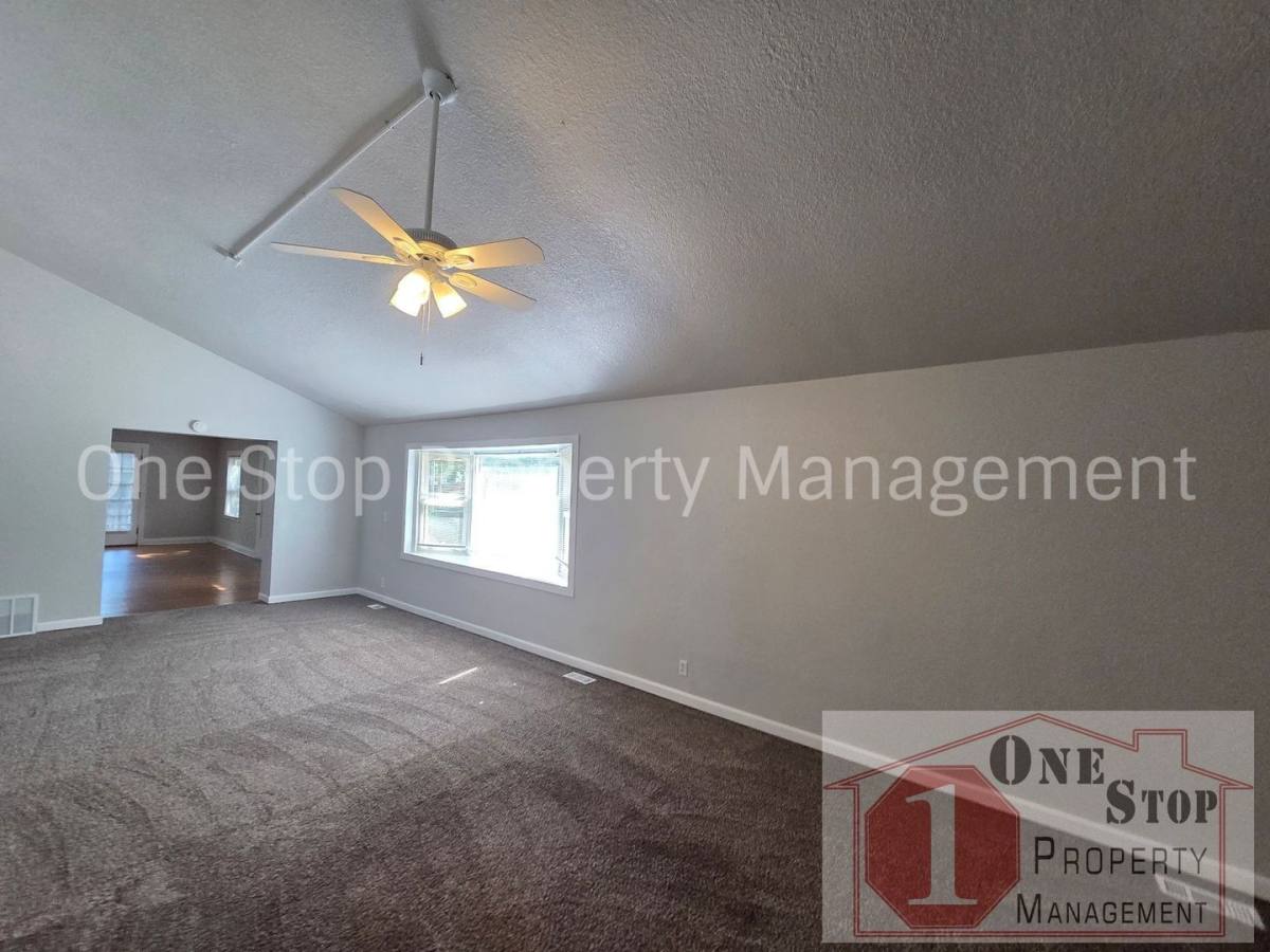 House for rent at 7111 Brooklyn Ave, Kansas City, MO 64134
