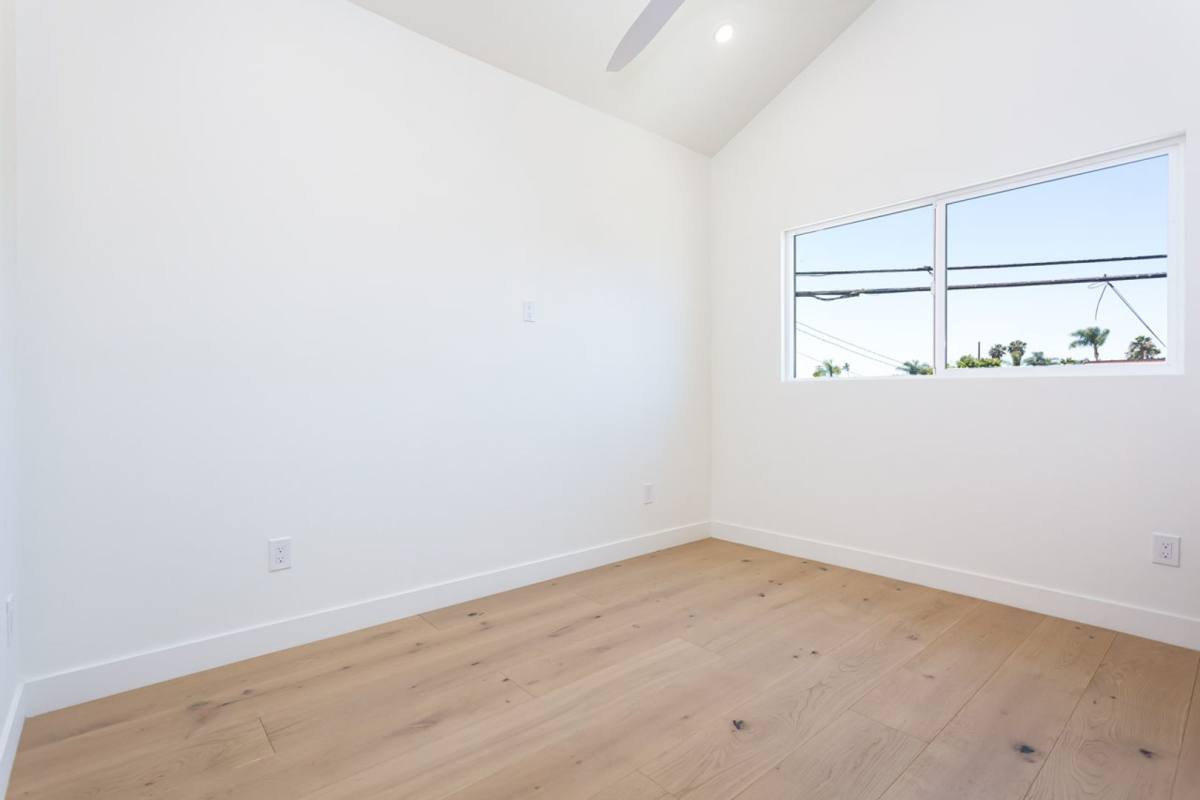 Apartment for rent at 4422-4424 Cherokee Ave, San Diego, CA 92116