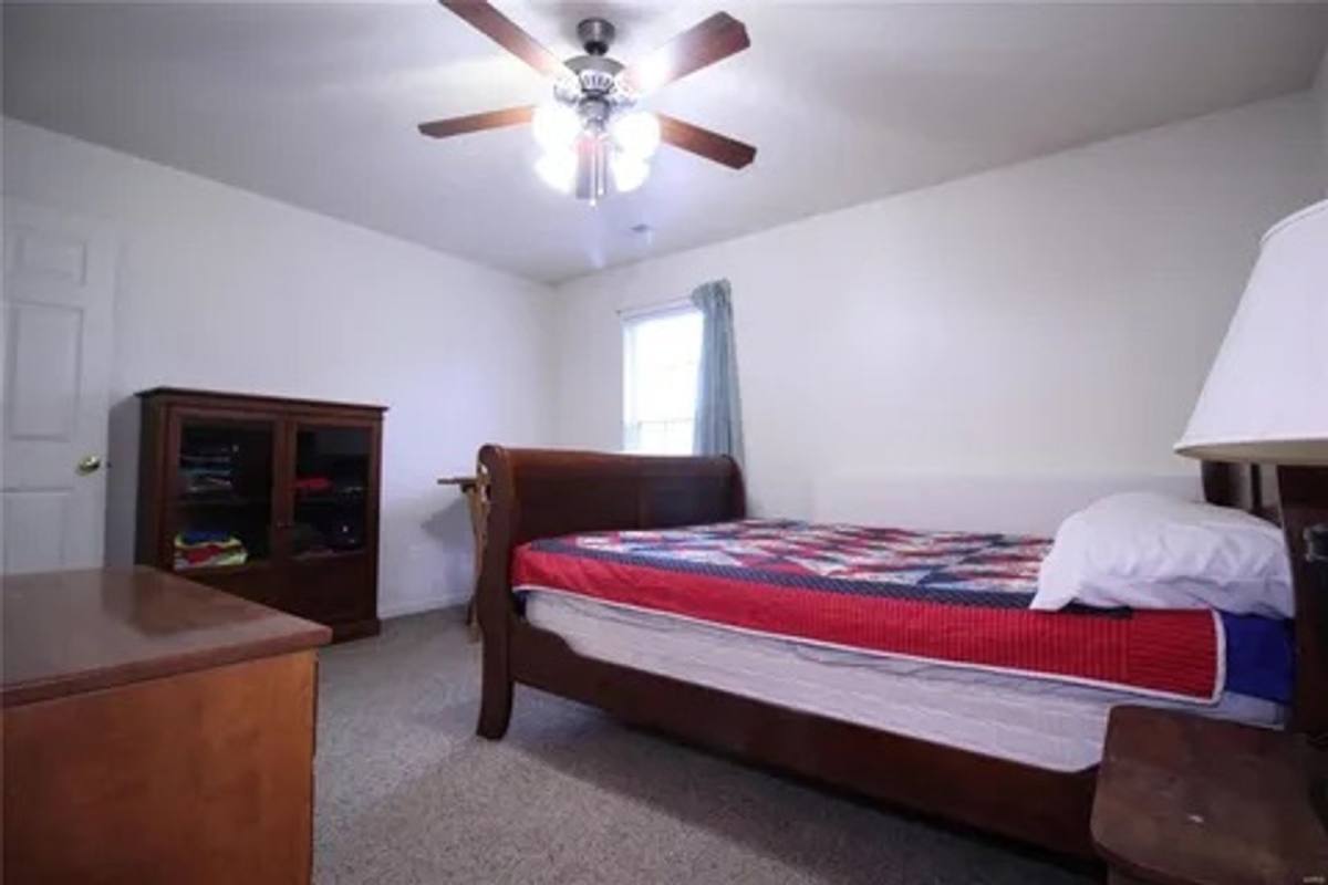 Apartment for rent at 21012 Homer Rd, Saint Robert, MO 65584
