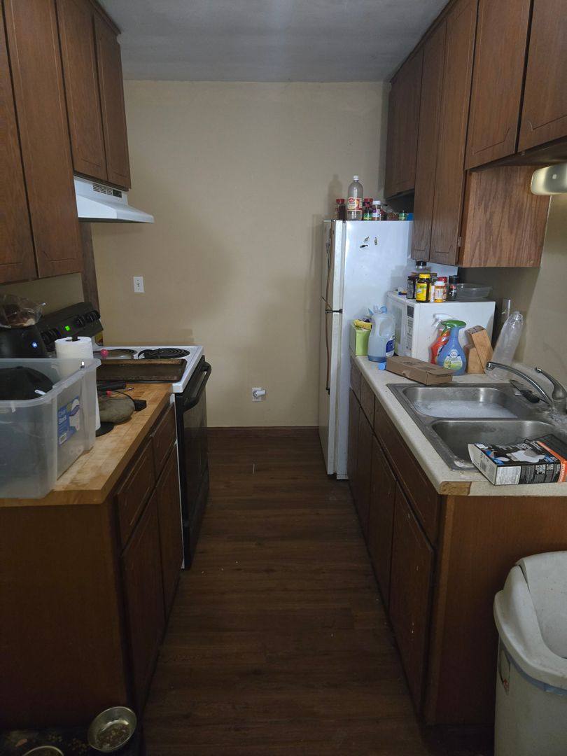 Apartment for rent at 5911 Oxford St, Minneapolis, MN 55416