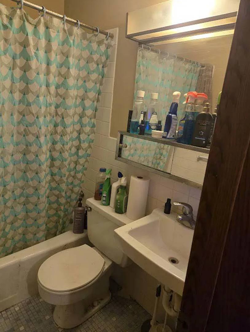 Apartment for rent at 5911 Oxford St, Minneapolis, MN 55416