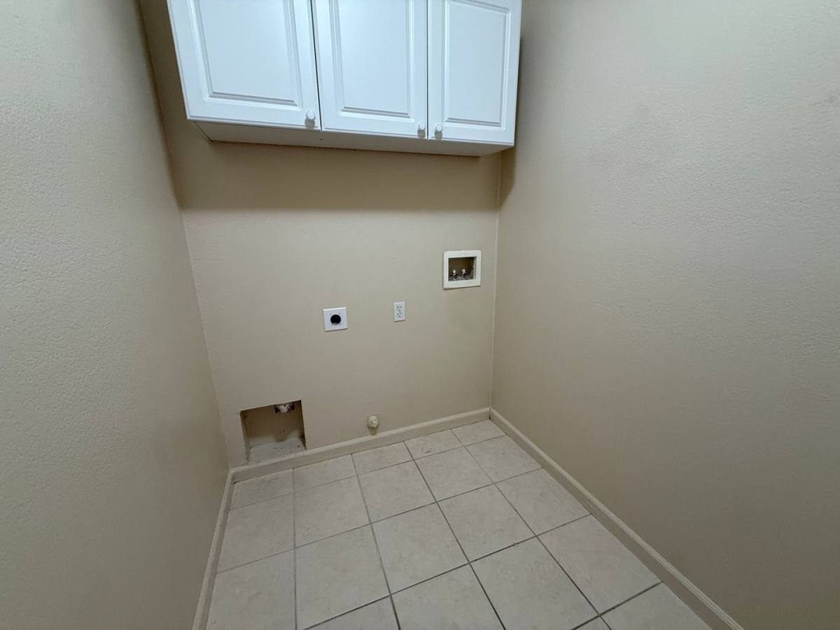 House for rent at 3409 Kauai Rd, West Sacramento, CA 95691
