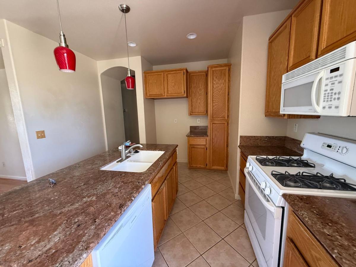 House for rent at 3409 Kauai Rd, West Sacramento, CA 95691