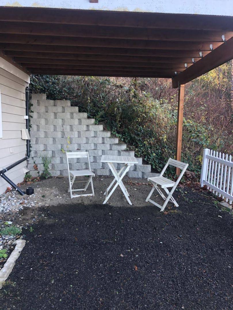 Apartment for rent at 1390 Retsil Rd E, Port Orchard, WA 98366