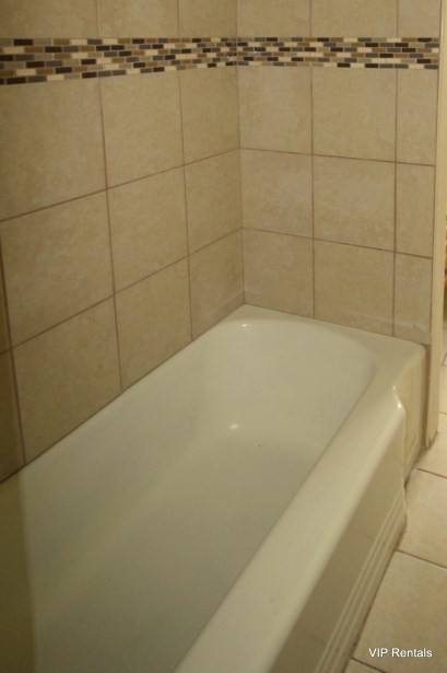 House for rent at 113 N Clinton St, Baltimore, MD 21224