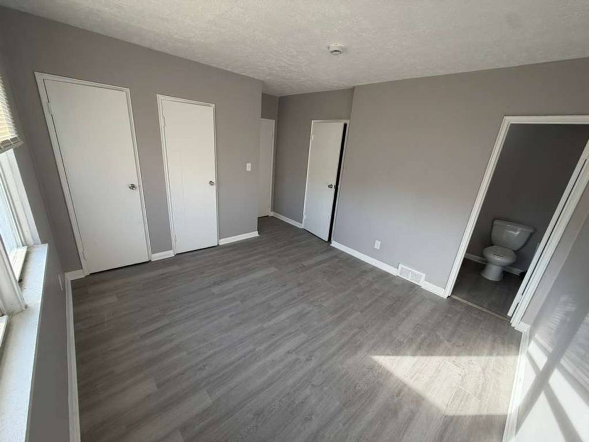 Apartment for rent at 13984 Superior Rd, Cleveland, OH 44112